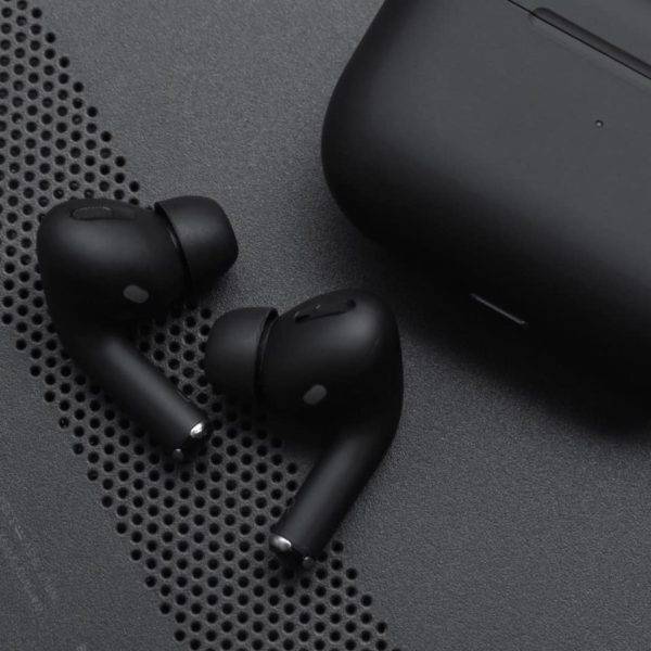 Airpods pro 2 With Free Silicone Case